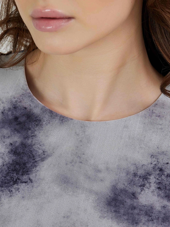 Лонгслив из сетки в технике tye-die с встроенным топом